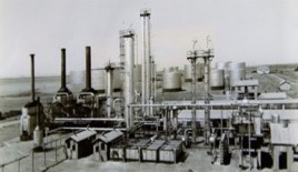 First Polymerization Unit in Curaĉao Refinery circa 1939